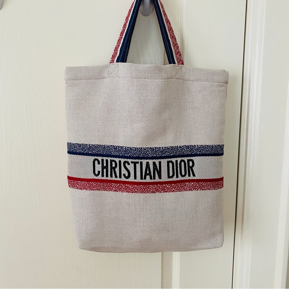 New Christian Dior Made in Italy 2024 Olympics Edition Stars Travel Tote Bag